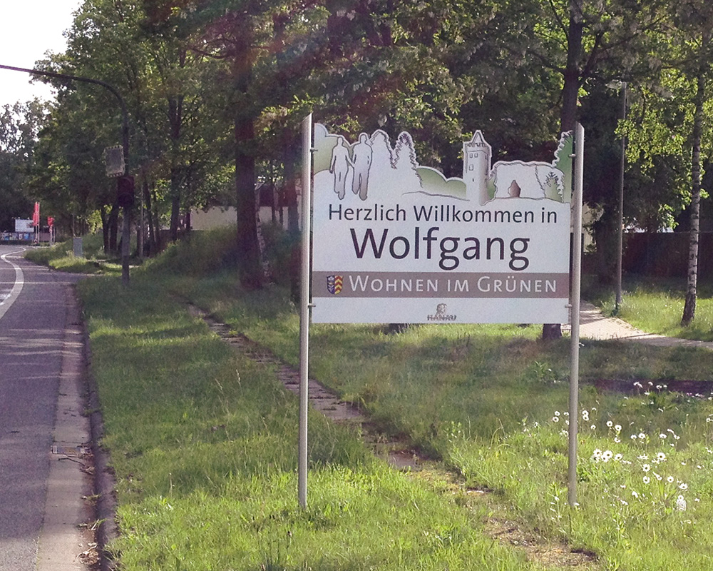 Städtisches Einfahrtschild - Ausfahrtschild